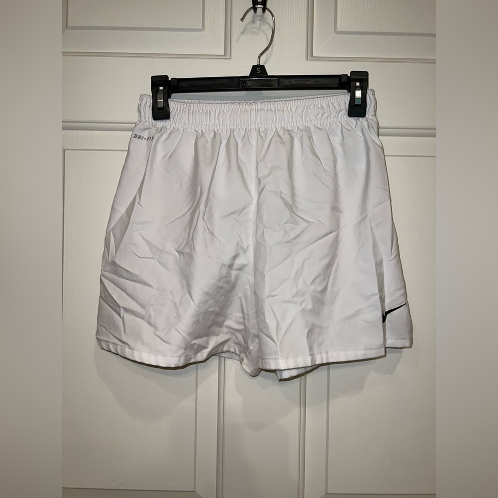 Dri-fit Nike Shorts in White, Size S